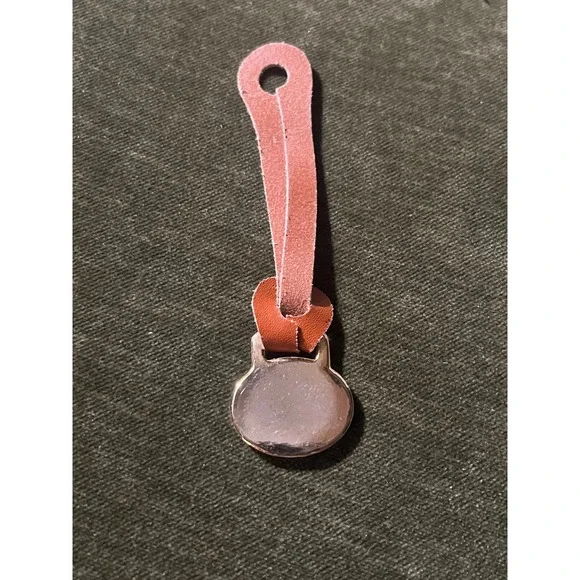 vintage Dooney & Bourke "All Weather Leather" bag charm 80/90s - Picture 2 of 6